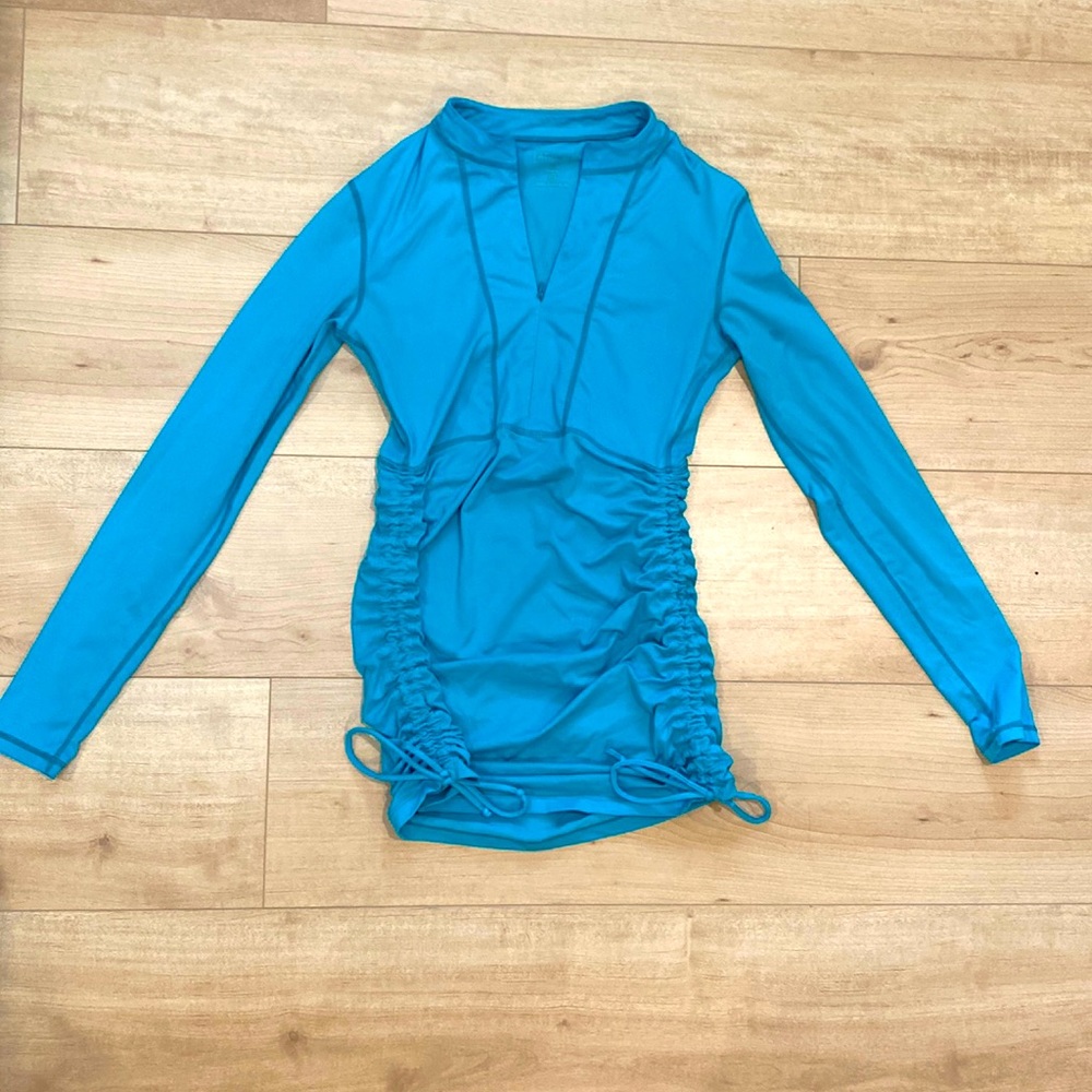 Athleta rash guard with ruching